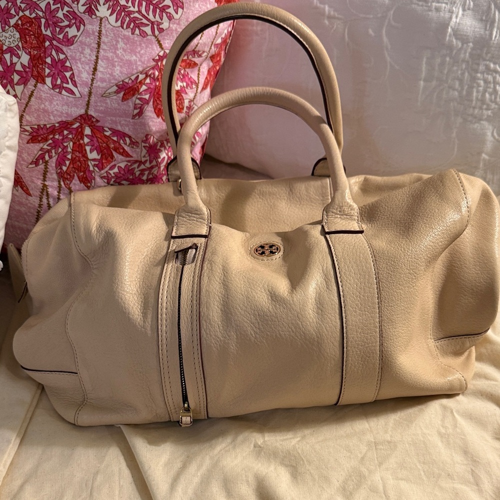 Tory Burch Pale Pink Leather Travel Bag